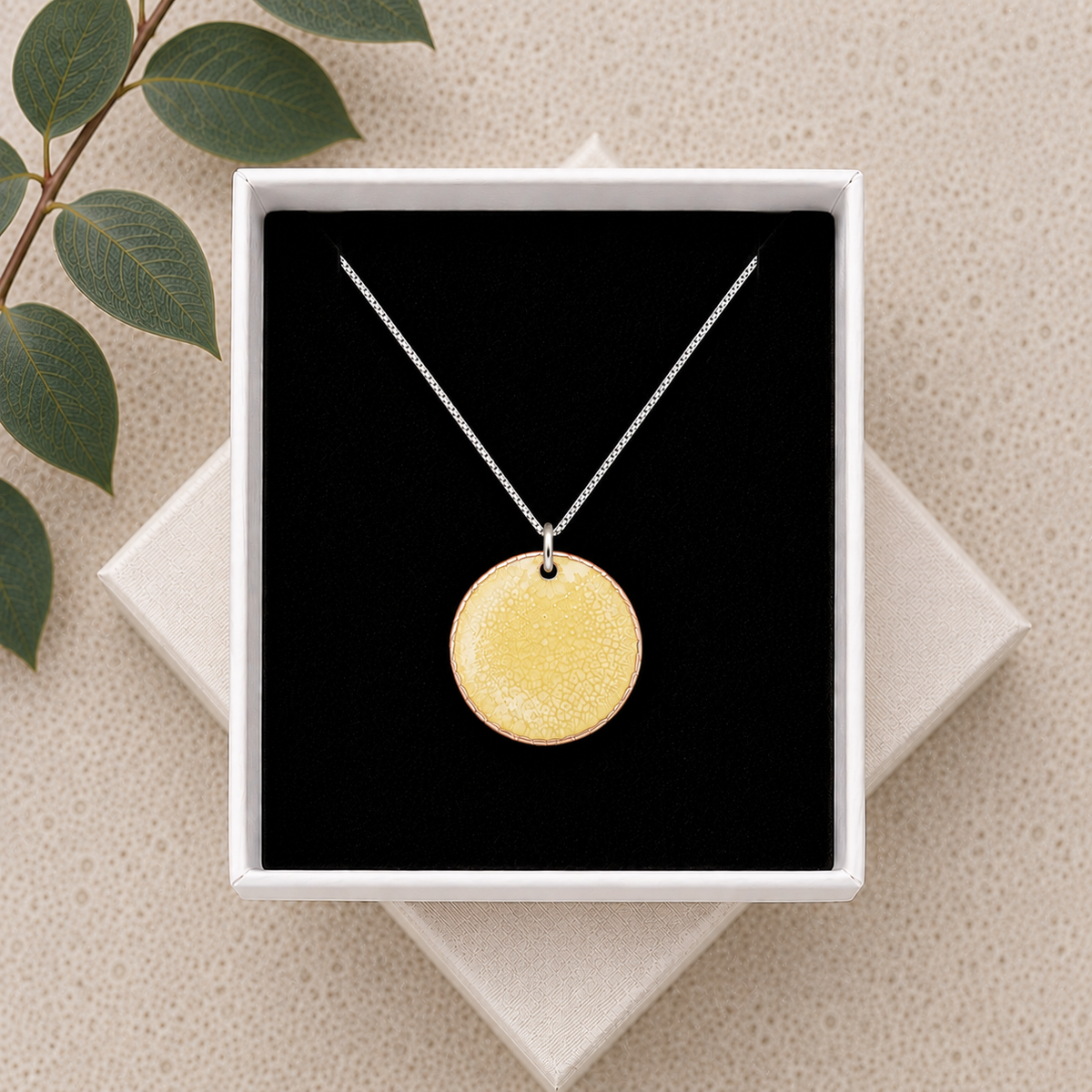 Enamel necklace Yellow