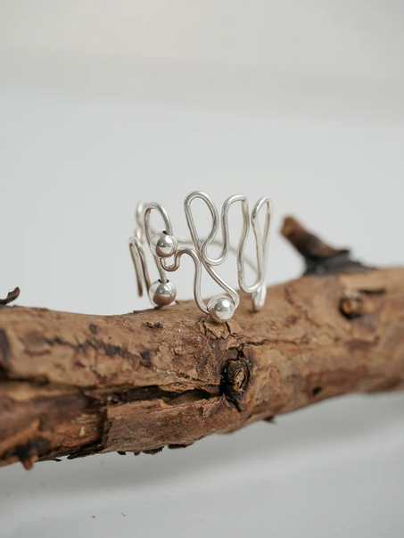 Silver fidget ring design 5