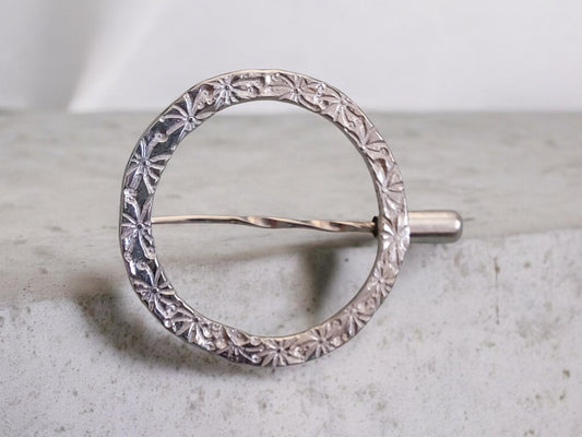 Botanical brooch